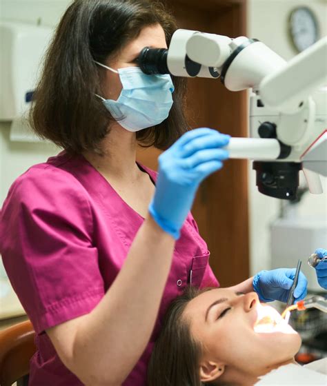 Zapisz się wizytę u dentysty oglądając naszą stronę!