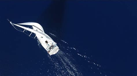 Wysokiej jakości ofertę tyczącą się elektroniki pływających jednostek odszukać można na naszym internetowym serwisie www.sailstore.pl! 2023